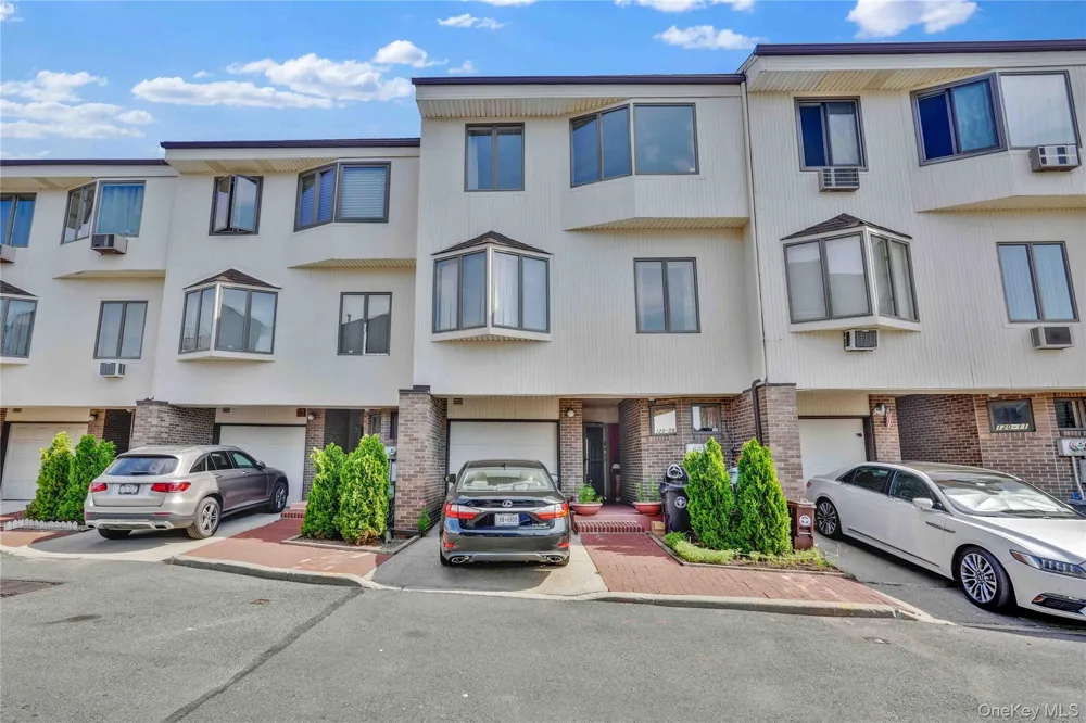 120-09 Riviera Court #10B College Point, NY 11356