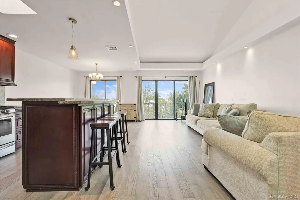 120-09 Riviera Court #10B College Point, NY 11356