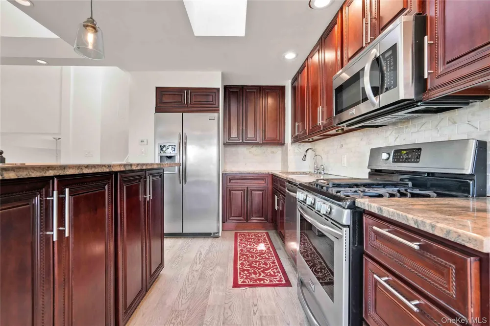 120-09 Riviera Court #10B College Point, NY 11356