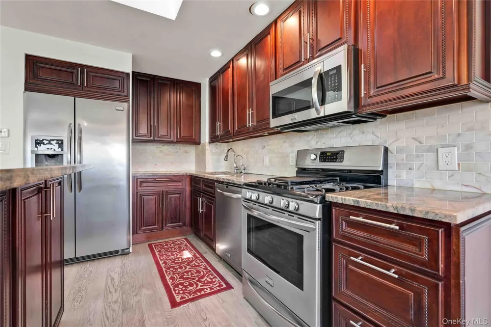 120-09 Riviera Court #10B College Point, NY 11356