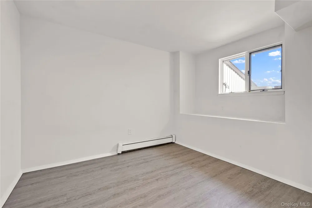 120-09 Riviera Court #10B College Point, NY 11356