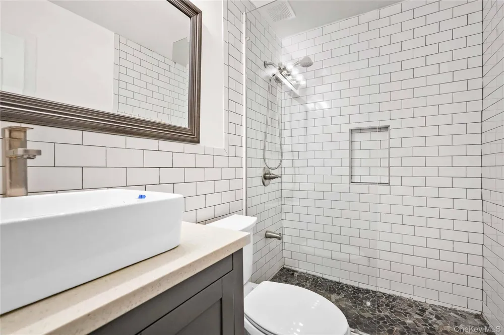 120-09 Riviera Court #10B College Point, NY 11356
