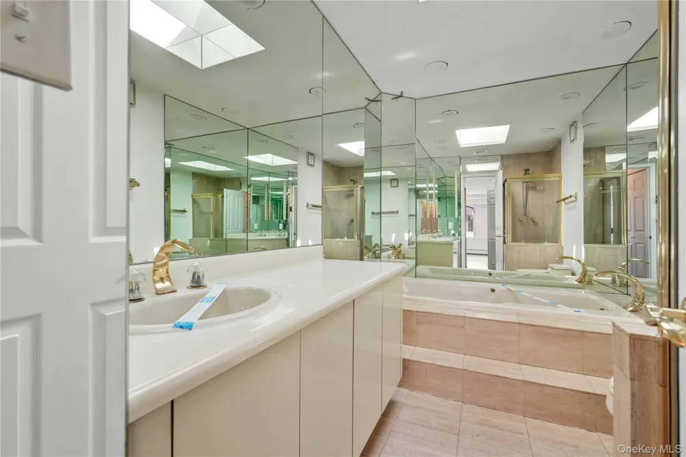 120-09 Riviera Court #10B College Point, NY 11356