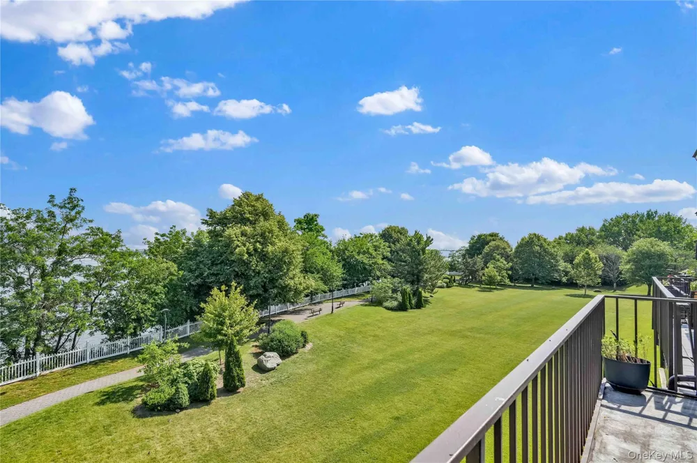 120-09 Riviera Court #10B College Point, NY 11356
