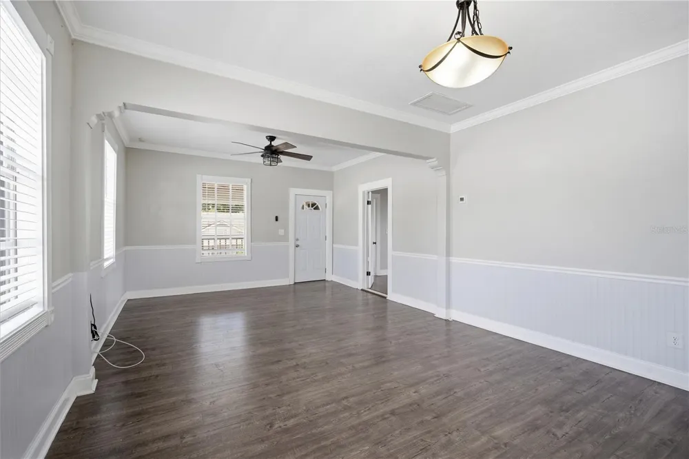 1211 1/2 E 17TH AVENUE Tampa, FL 33605