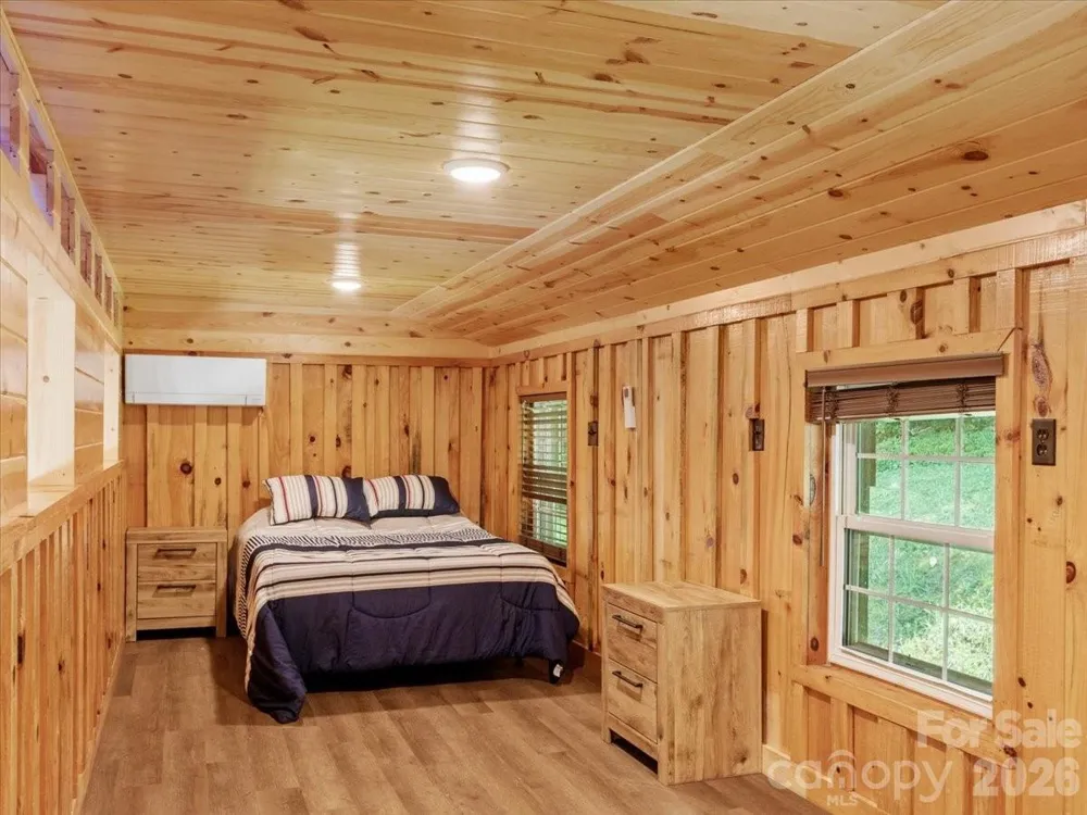 323 McCurrey Road Burnsville, NC 28714