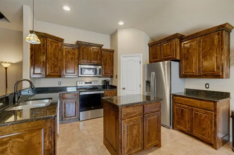 1221 Eagle Lake Drive