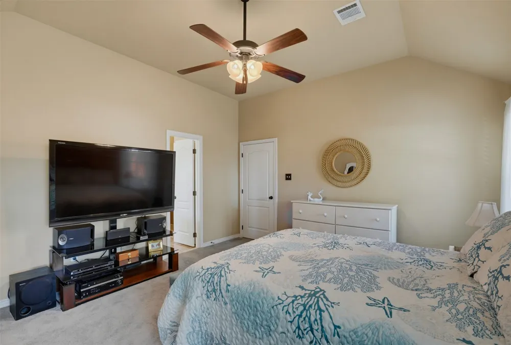 1221 Eagle Lake Drive Azle, TX 76020