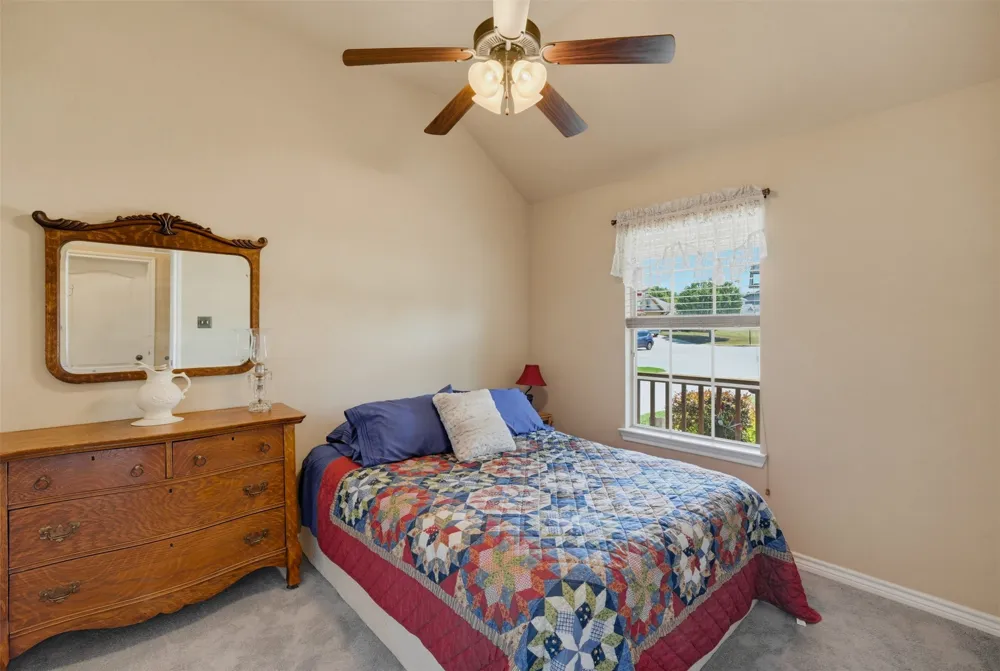 1221 Eagle Lake Drive Azle, TX 76020