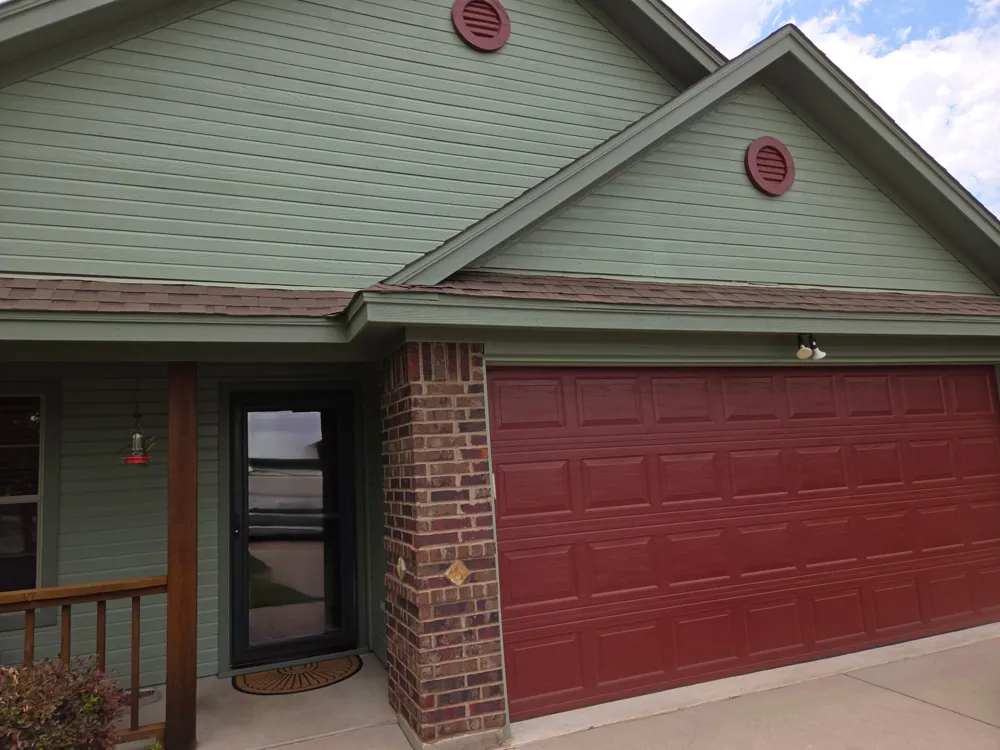 1221 Eagle Lake Drive Azle, TX 76020