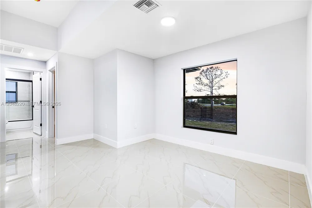 450 Mercedes CT Lehigh Acres, FL 33972