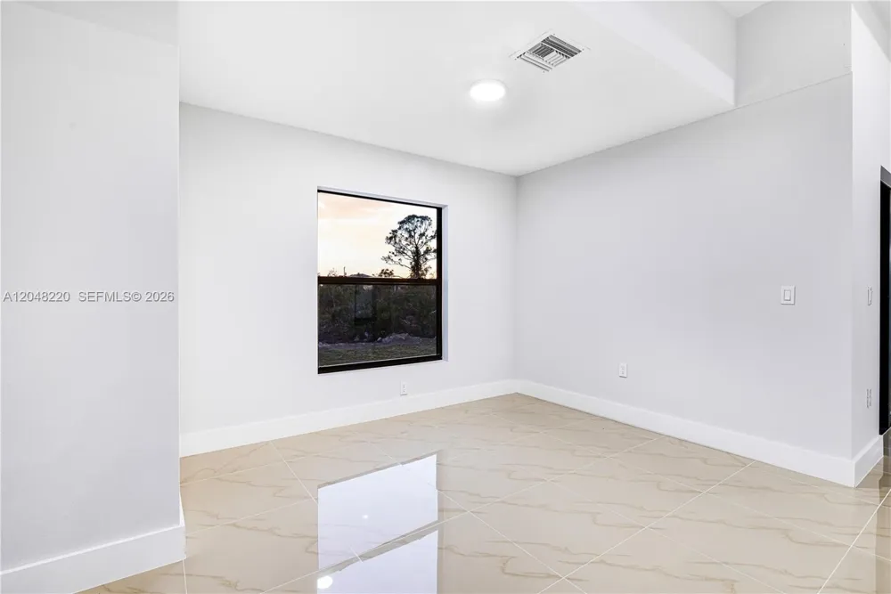 450 Mercedes CT Lehigh Acres, FL 33972