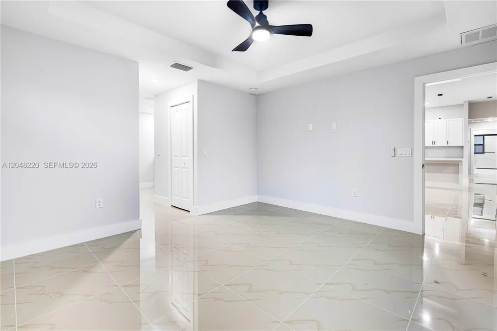 450 Mercedes CT Lehigh Acres, FL 33972