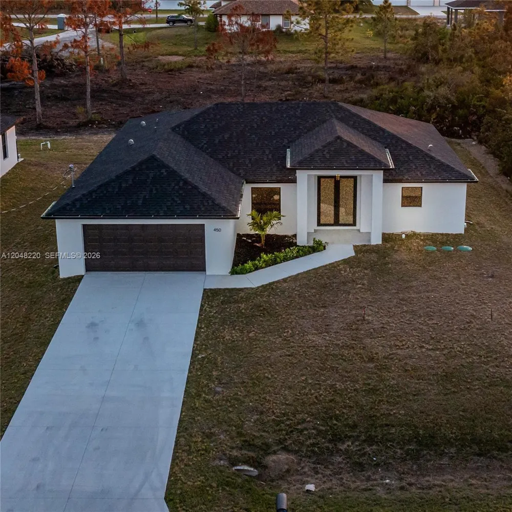 450 Mercedes CT Lehigh Acres, FL 33972