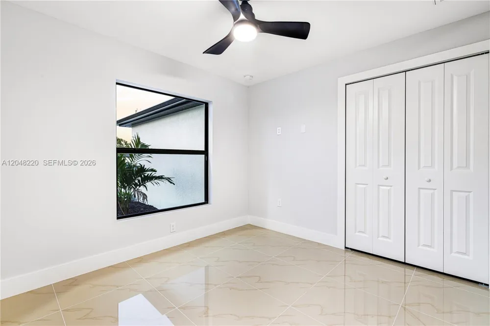 450 Mercedes CT Lehigh Acres, FL 33972