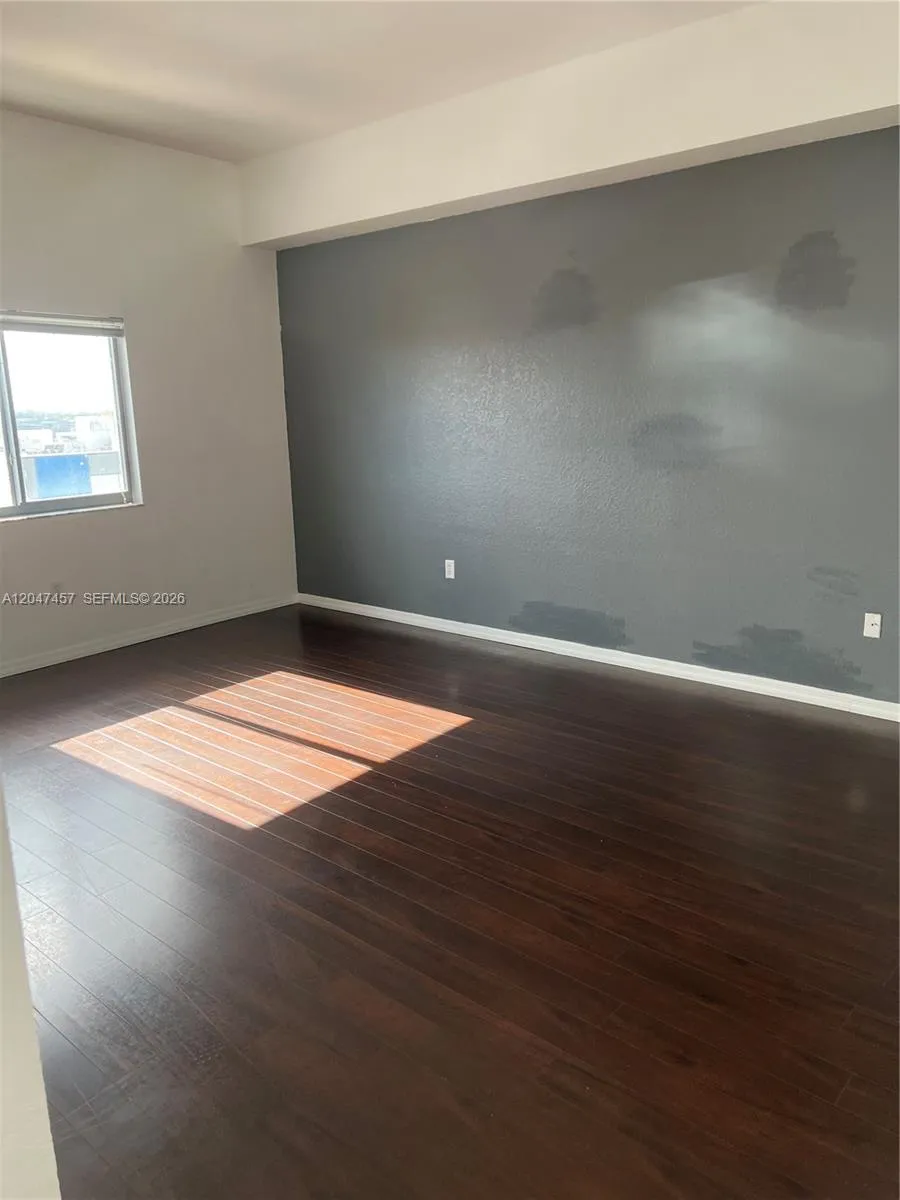36 NW 6th Ave #TS-1 Miami, FL 33128