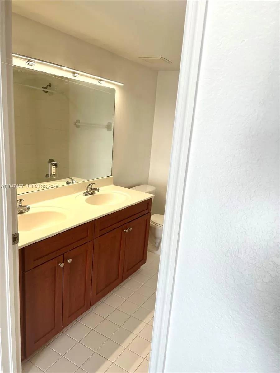 36 NW 6th Ave #TS-1 Miami, FL 33128