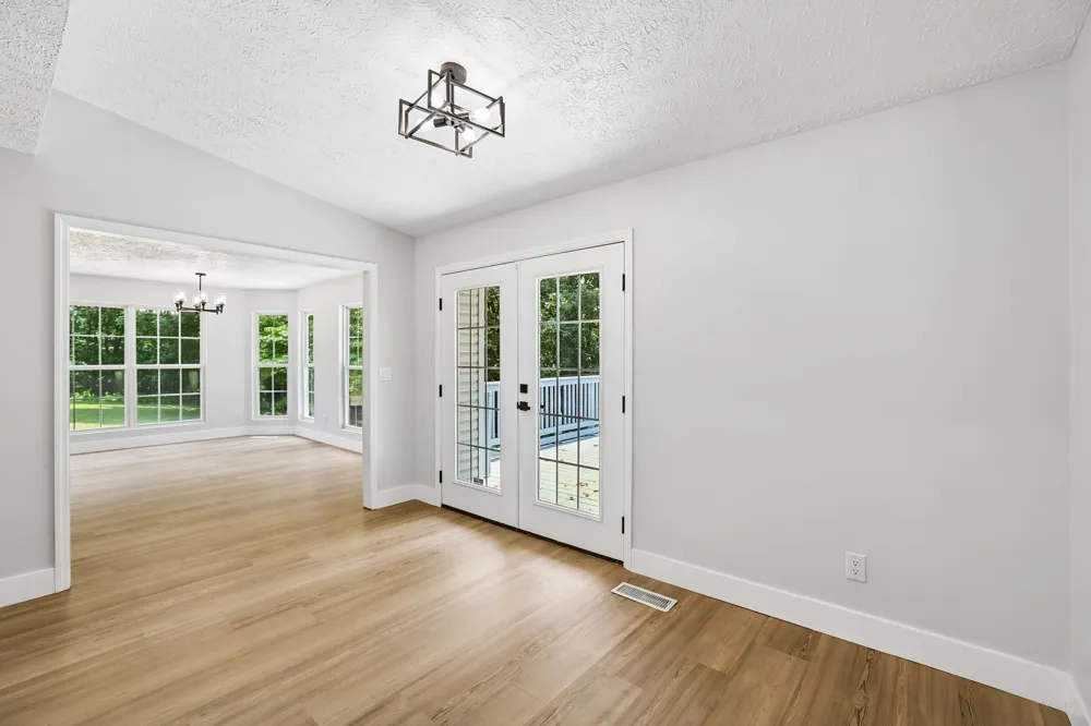 1682 Ridgeview Run Lynchburg, TN 37352