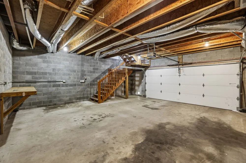 1682 Ridgeview Run Lynchburg, TN 37352