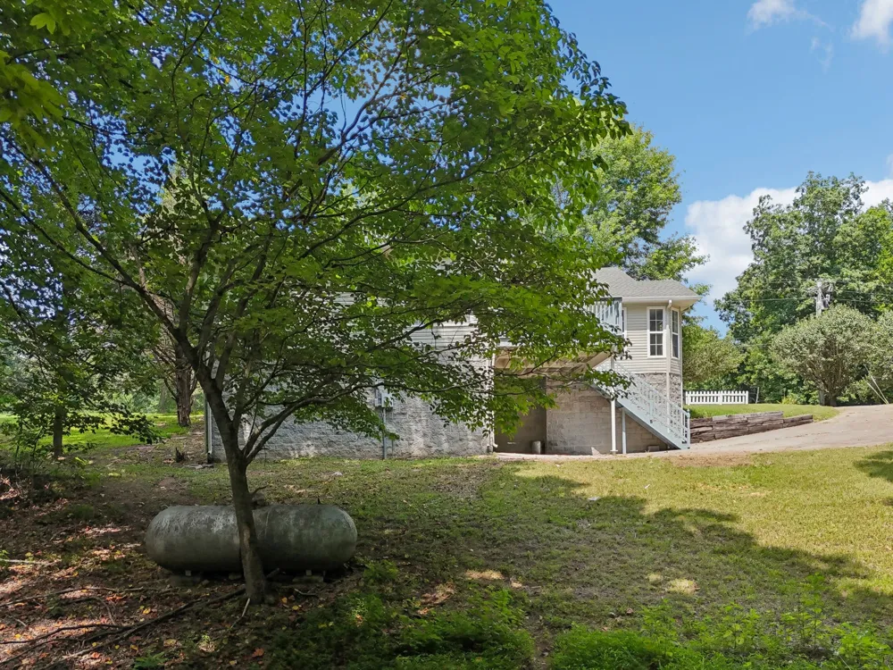 1682 Ridgeview Run Lynchburg, TN 37352