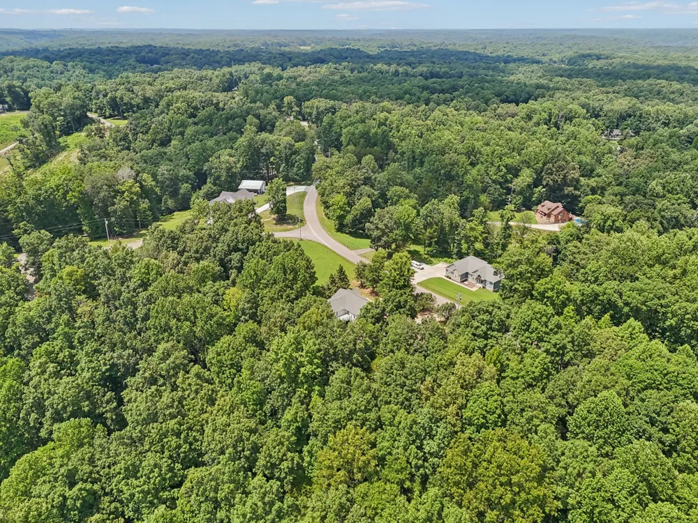 1682 Ridgeview Run Lynchburg, TN 37352