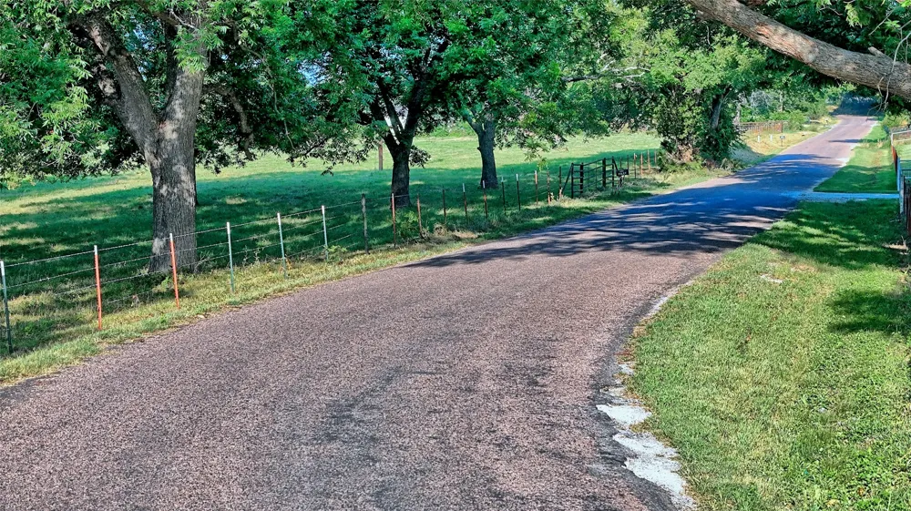 1272 County Road 131 Gainesville, TX 76240