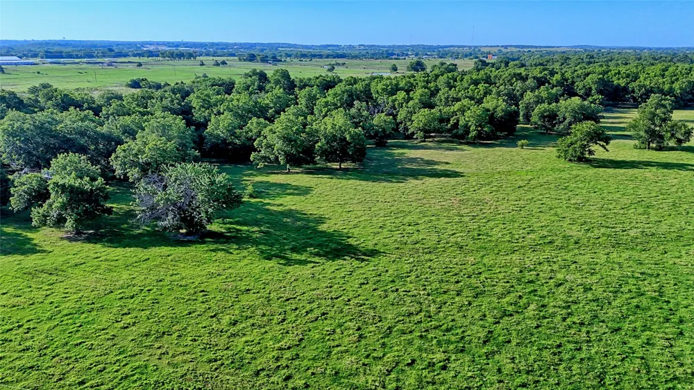 1272 County Road 131 Gainesville, TX 76240