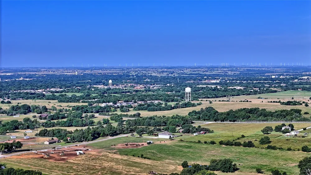 1272 County Road 131 Gainesville, TX 76240