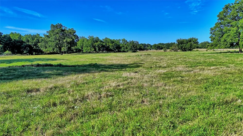 1272 County Road 131 Gainesville, TX 76240