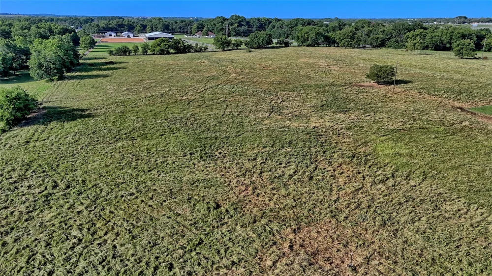 1272 County Road 131 Gainesville, TX 76240