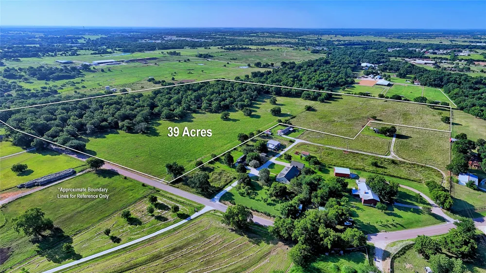 1272 County Road 131 Gainesville, TX 76240