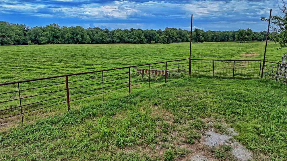1272 County Road 131 Gainesville, TX 76240