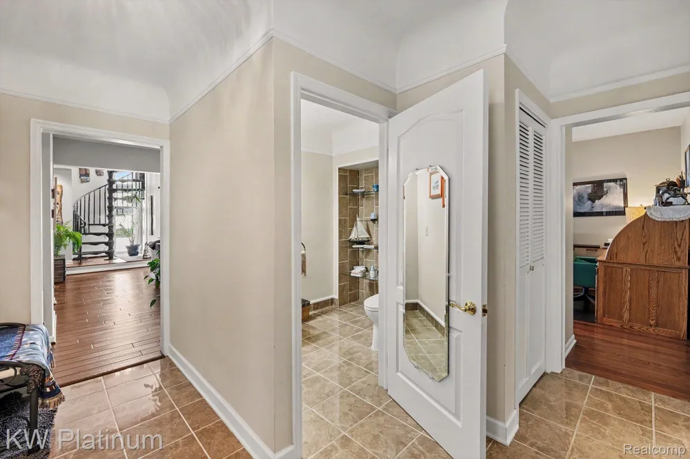 9577 Dixie Highway Ira Township, MI 48023