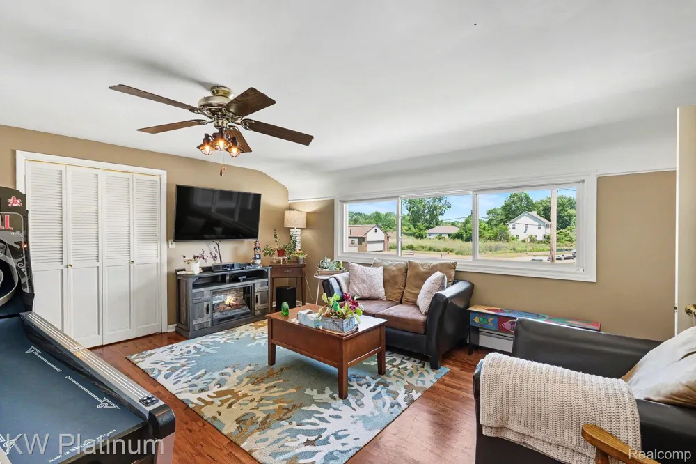 9577 Dixie Highway Ira Township, MI 48023