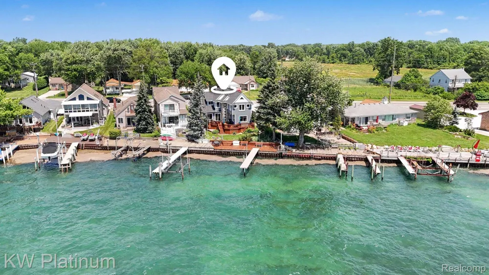 9577 Dixie Highway Ira Township, MI 48023