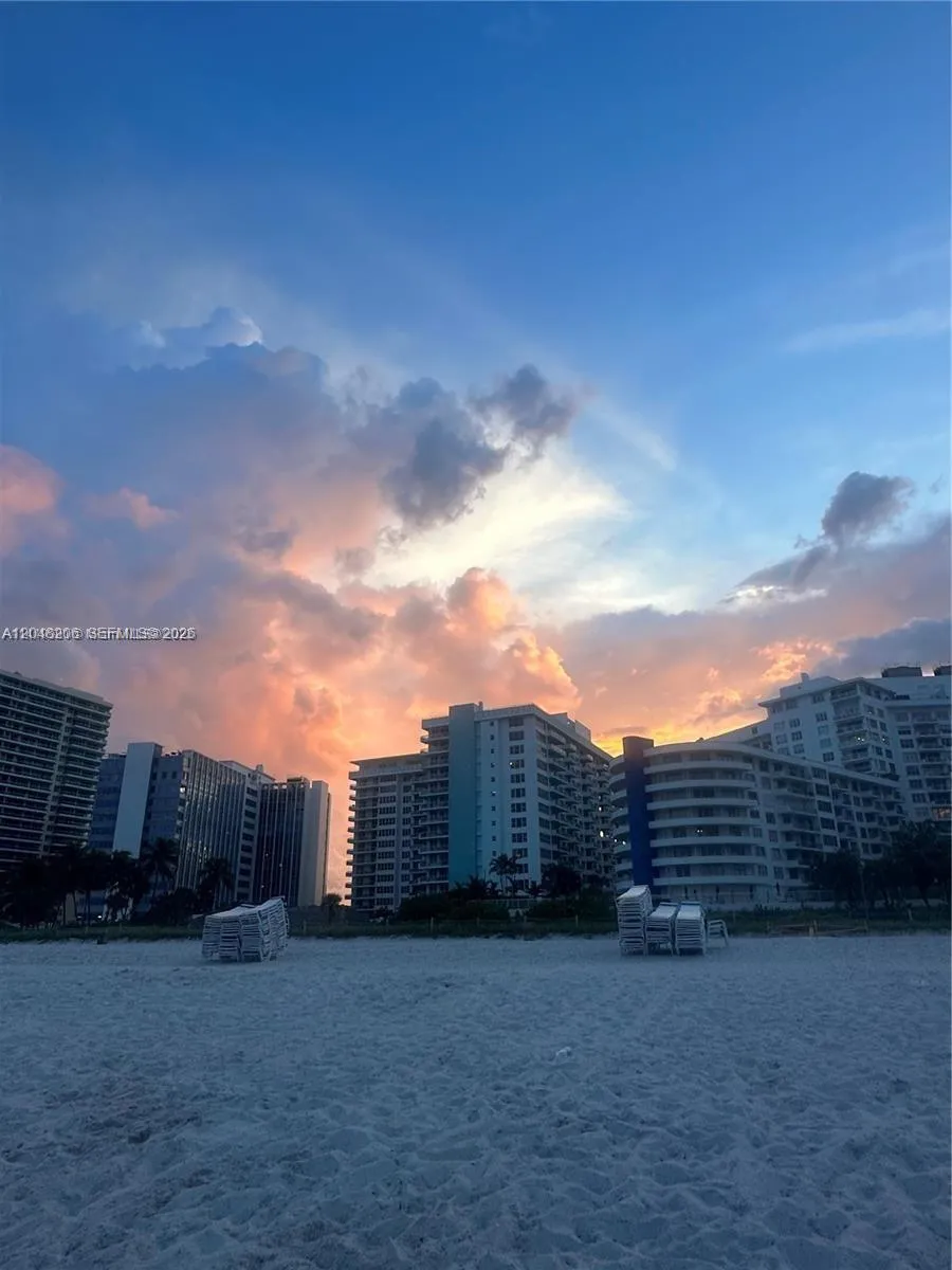 5161 Collins Ave #811 Miami Beach, FL 33140
