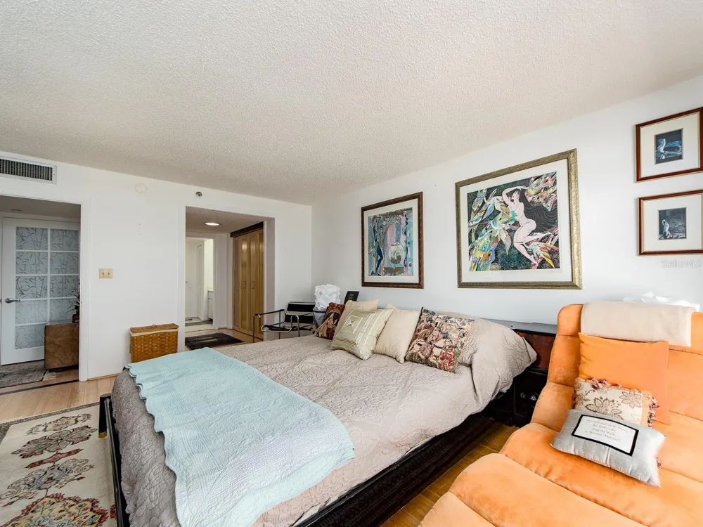 1480 GULF BOULEVARD #612 Clearwater Beach, FL 33767