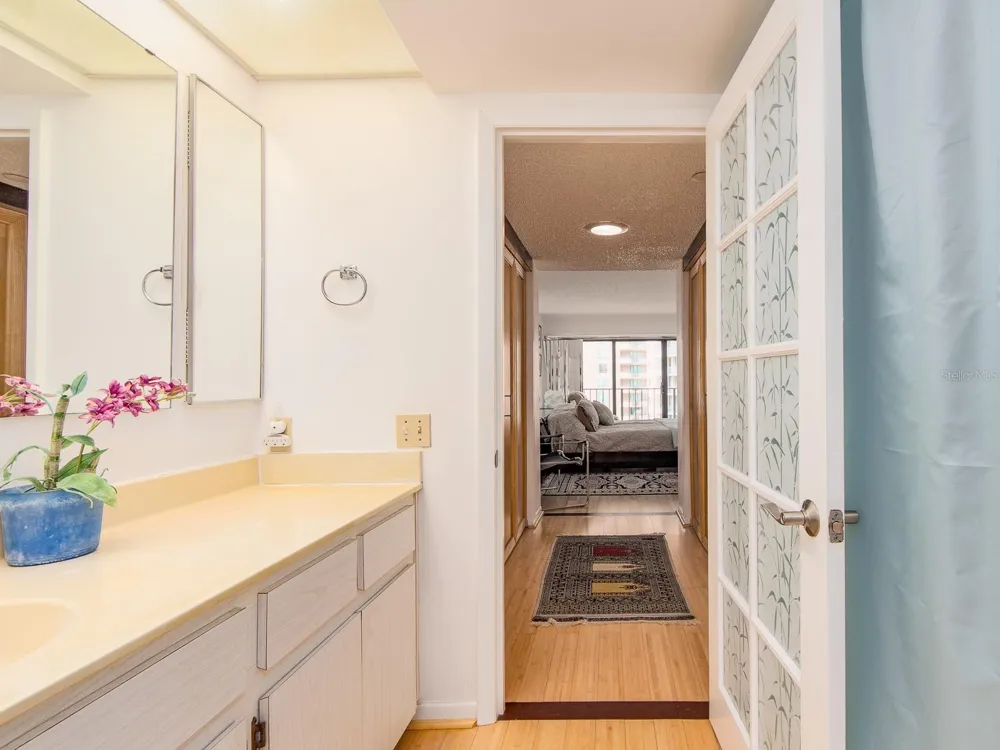 1480 GULF BOULEVARD #612 Clearwater Beach, FL 33767