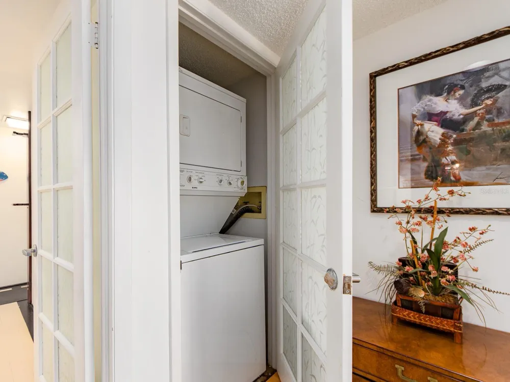 1480 GULF BOULEVARD #612 Clearwater Beach, FL 33767