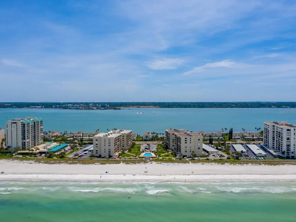1480 GULF BOULEVARD #612 Clearwater Beach, FL 33767