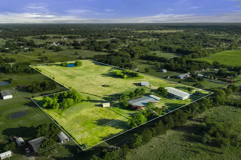 14054 County Road 352 Terrell, TX 75161