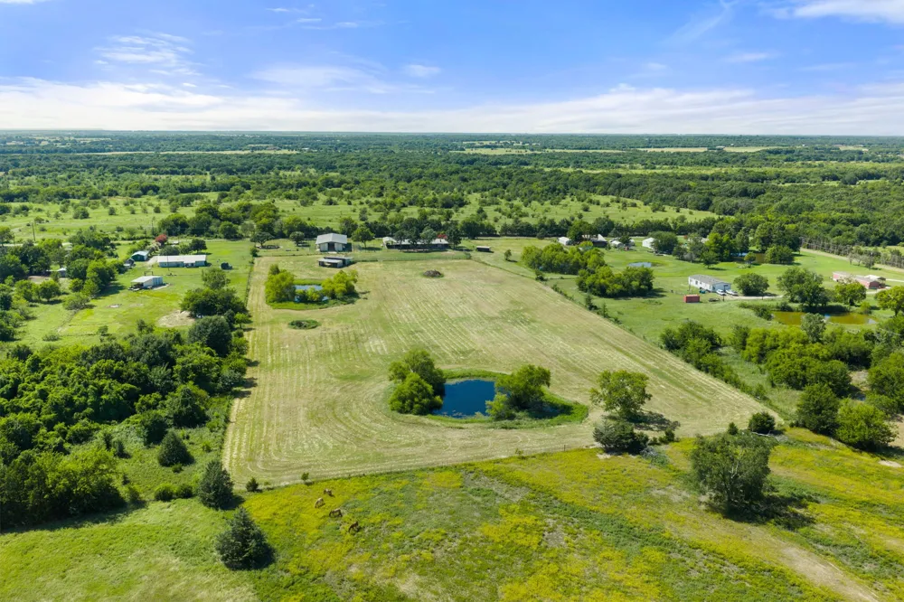 14054 County Road 352 Terrell, TX 75161