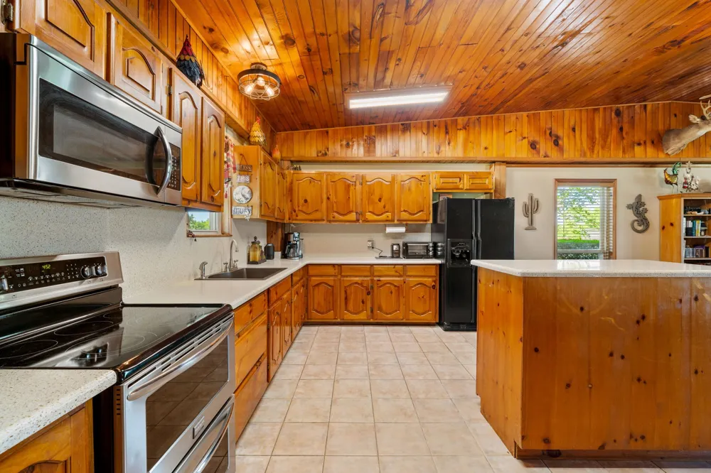 14054 County Road 352 Terrell, TX 75161