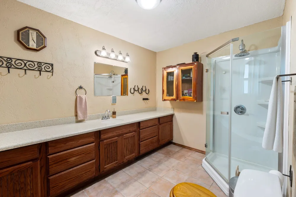 14054 County Road 352 Terrell, TX 75161