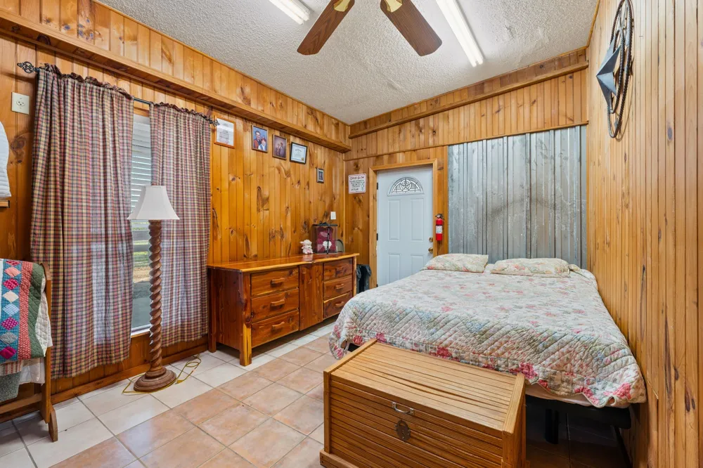 14054 County Road 352 Terrell, TX 75161
