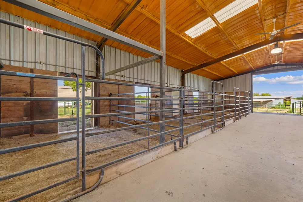 14054 County Road 352 Terrell, TX 75161