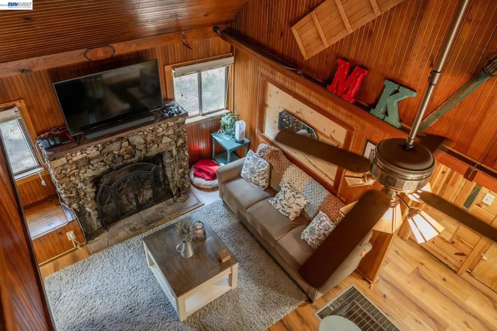 25917 Scenic Dr Long Barn, CA 95335