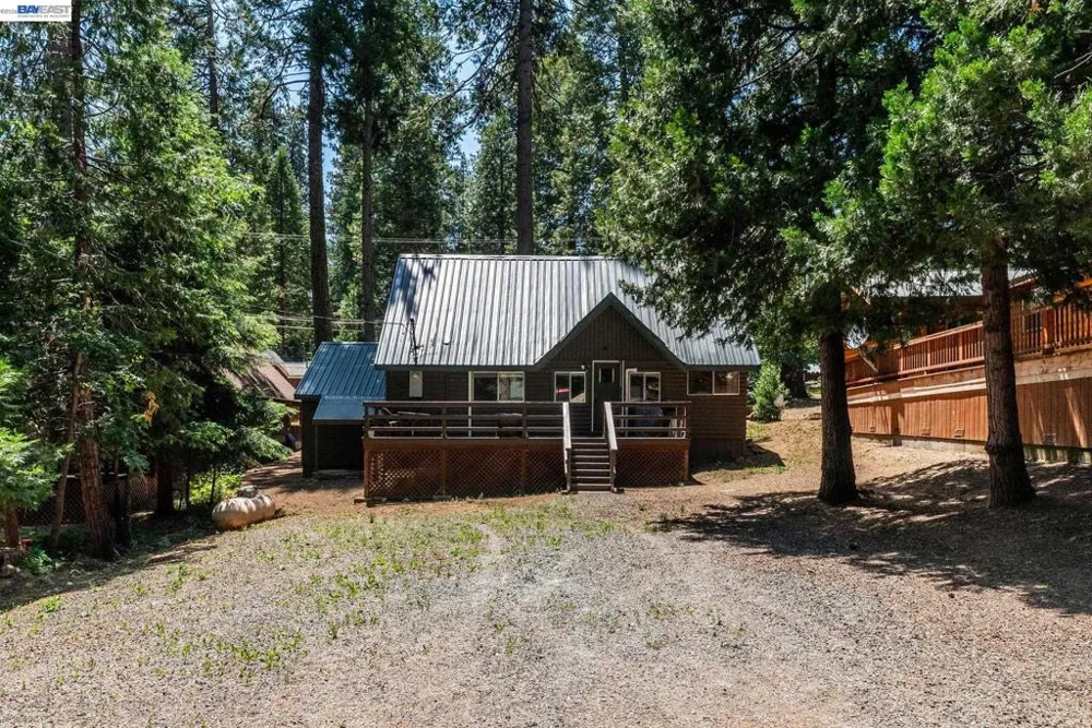 25917 Scenic Dr Long Barn, CA 95335