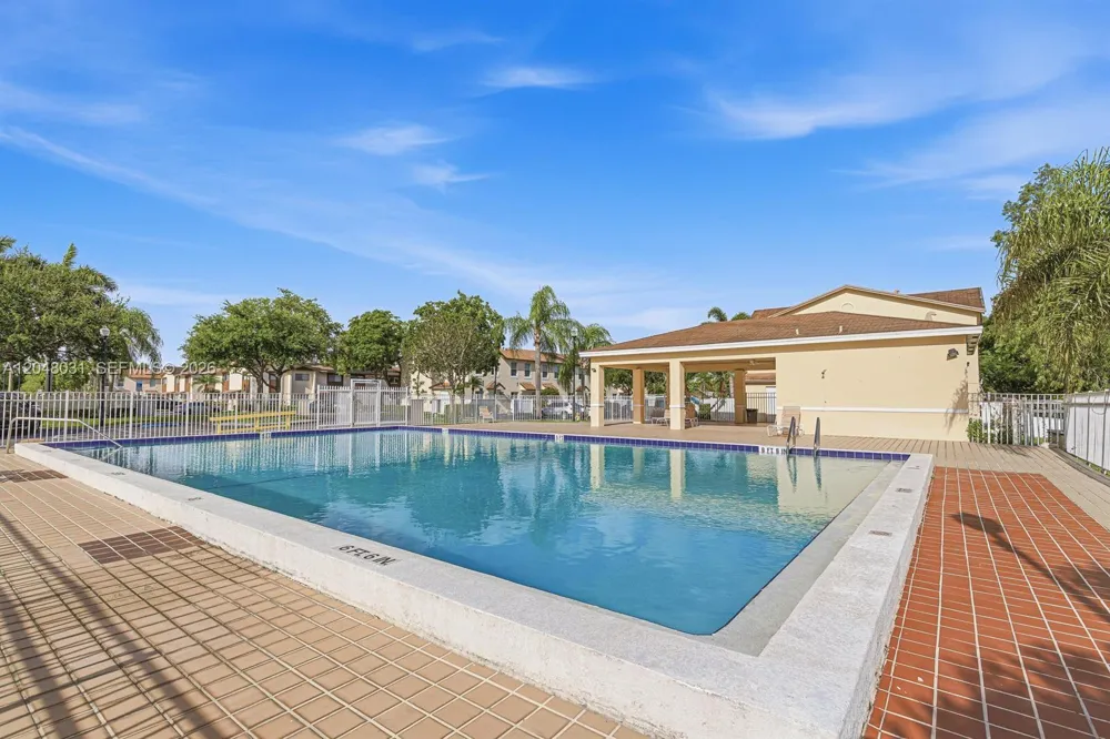 6617 Winfield Blvd #10-1 Margate, FL 33063