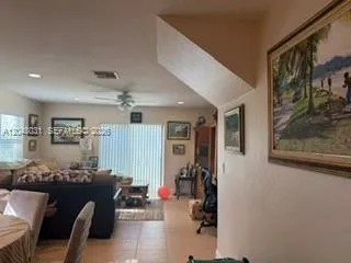 6617 Winfield Blvd #10-1 Margate, FL 33063